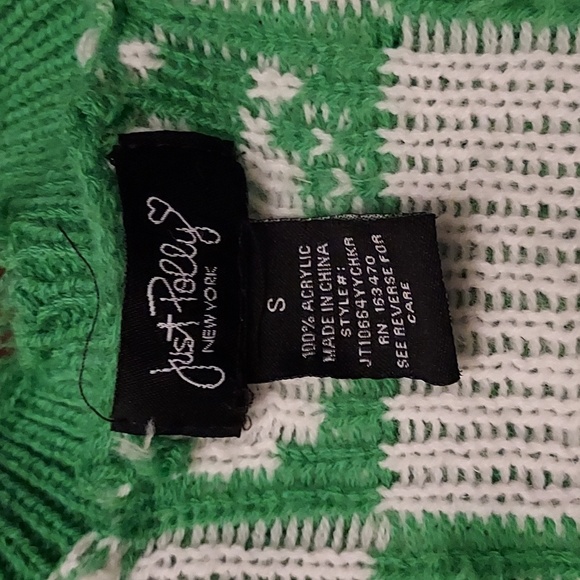 Just Polly Distressed Crop Sweater - Picture 5 of 6